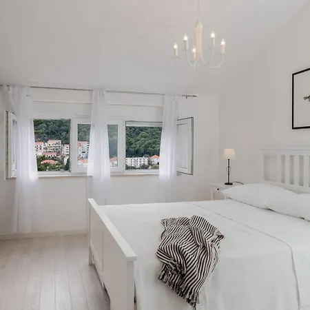 Cozy Apartment *